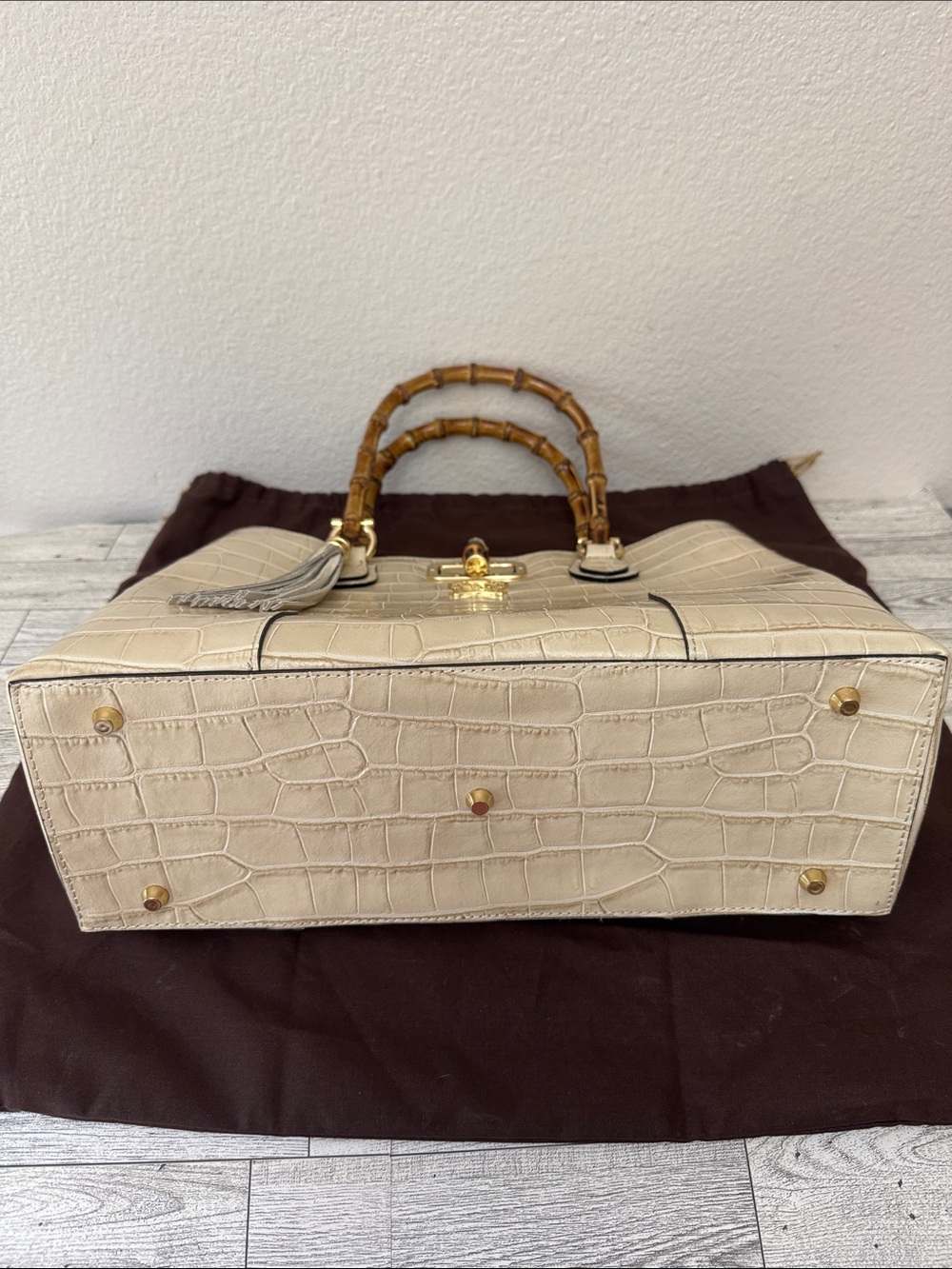 Pratesi Sarteano Croc Embossed Leather Bag - Picture 7 of 16